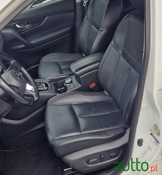 2019' Nissan X-Trail 2.0 dCi Acenta 4x4 photo #2