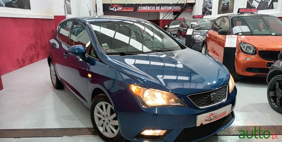 2013' SEAT Ibiza photo #1