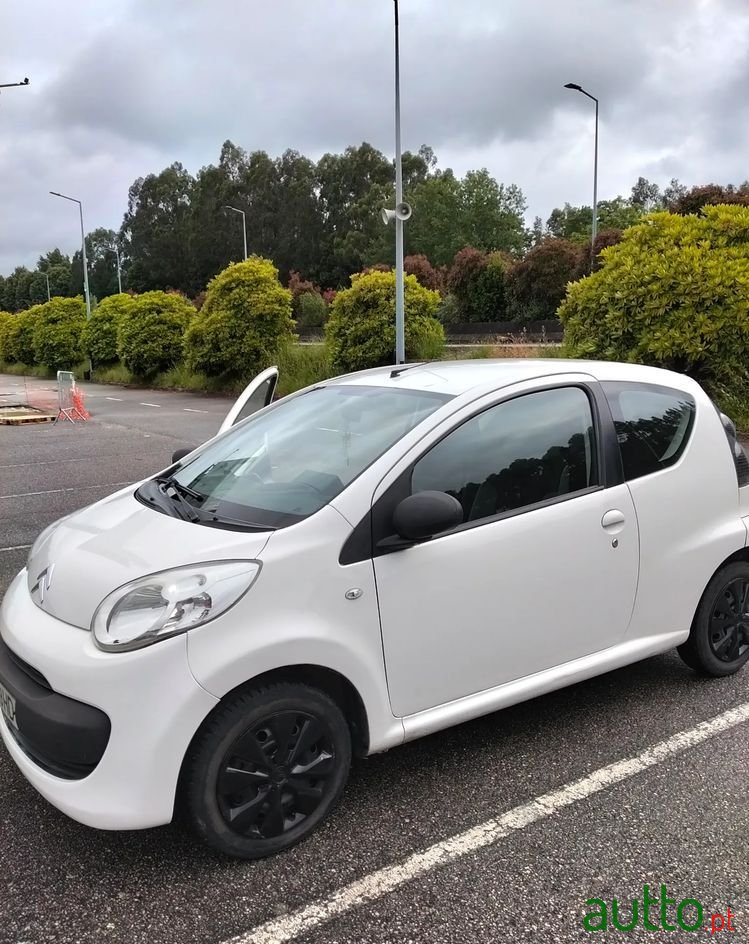 2008' Citroen C1 1.0 Advance photo #6