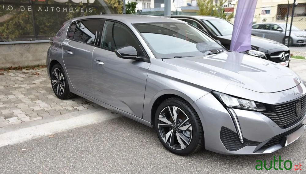 2022' Peugeot 308 photo #6
