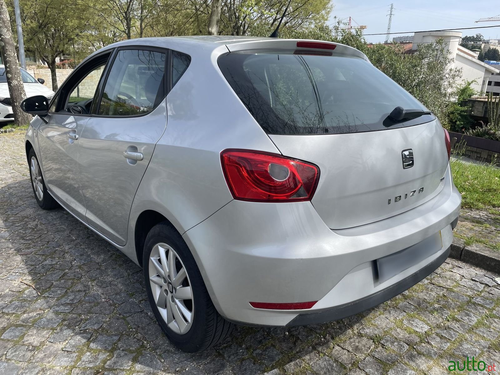 2014' SEAT Ibiza photo #4