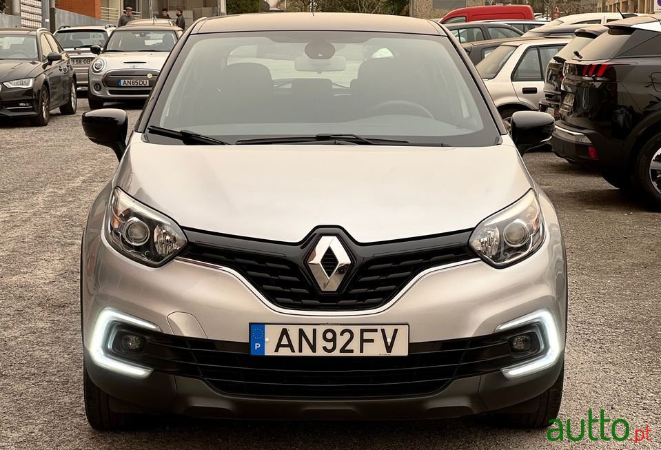 2018' Renault Captur photo #2