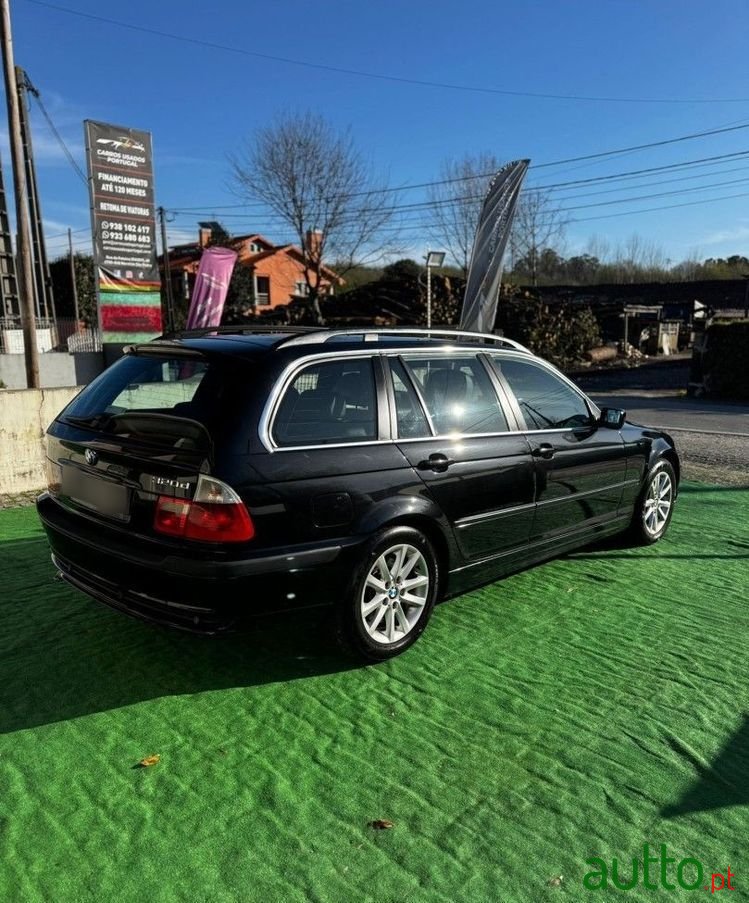 2004' BMW Série 3 Da Sport photo #5