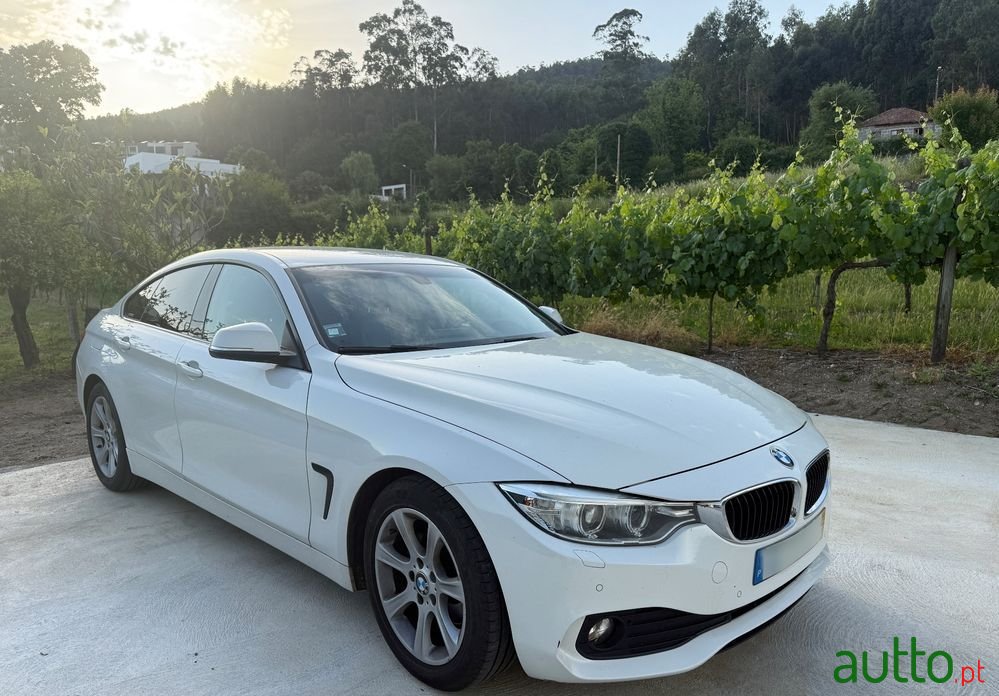2016' BMW Série 4 D Advantage Auto photo #3