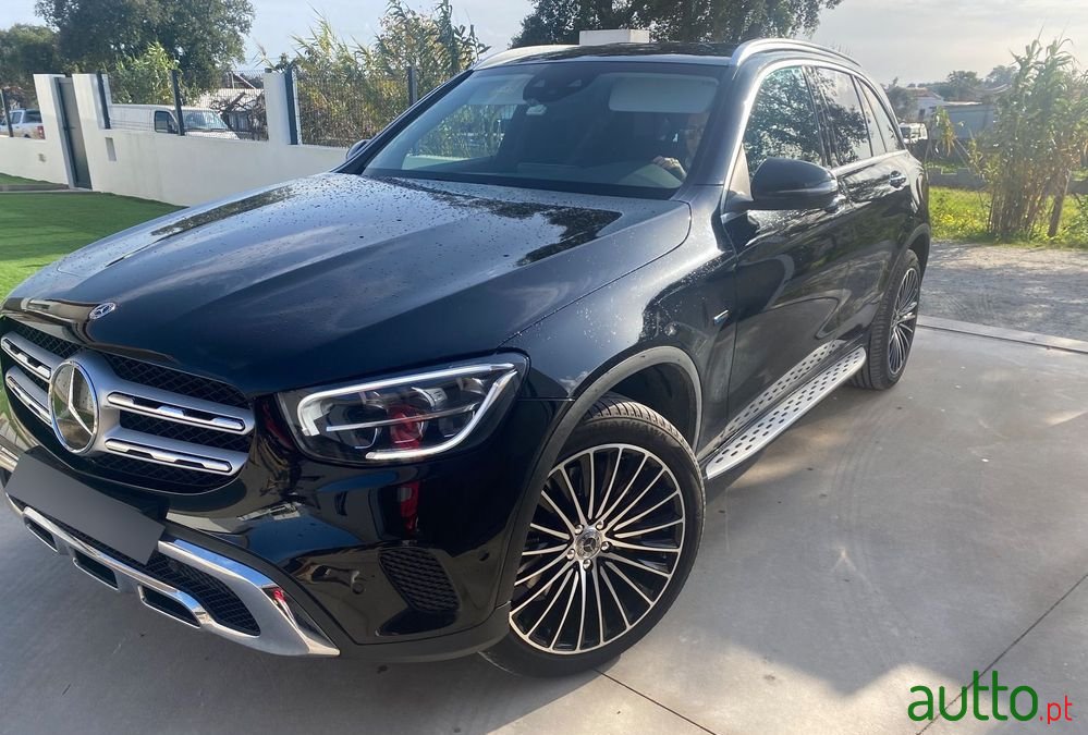 2021' Mercedes-Benz Classe Glc photo #1