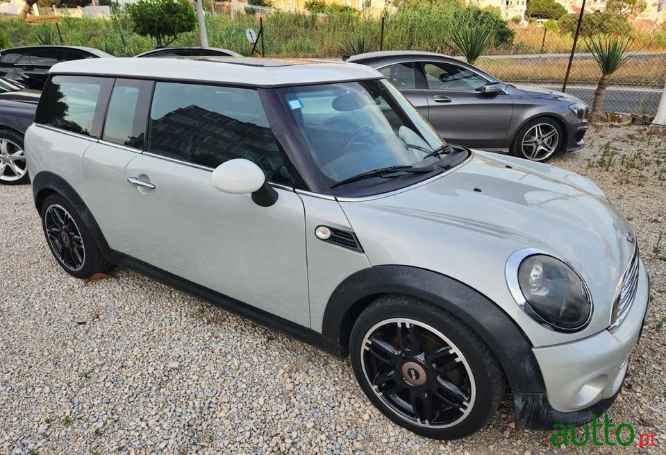 2010' MINI Clubman D photo #3