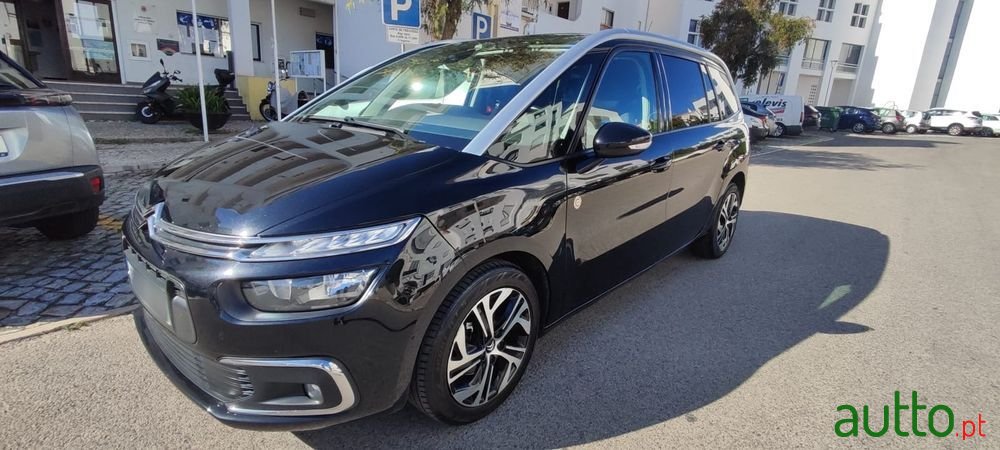 2022' Citroen Grand C4 SpaceTourer photo #1