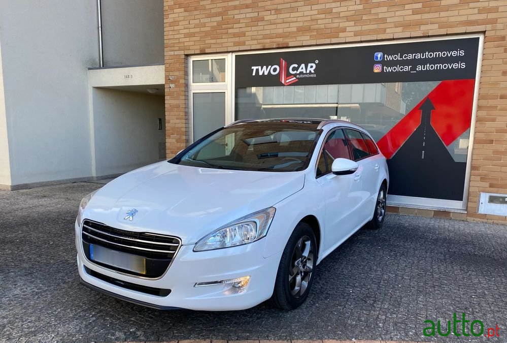 2014' Peugeot 508 Sw photo #1