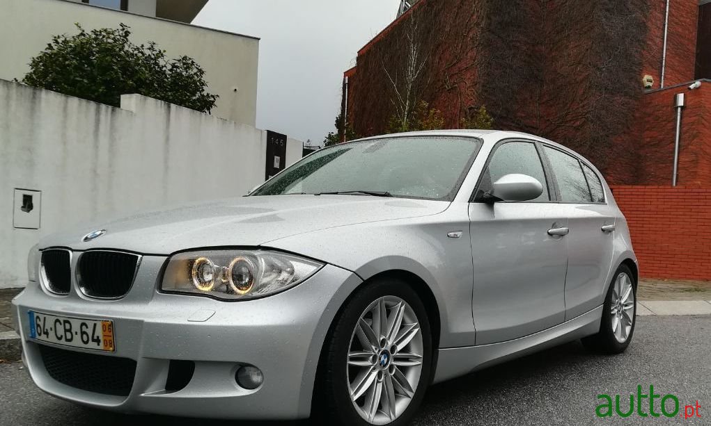 2006' BMW 120 photo #1