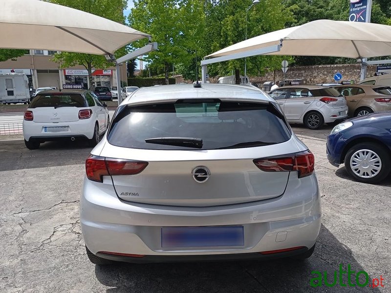 2022' Opel Astra 1.2 T Elegance photo #5