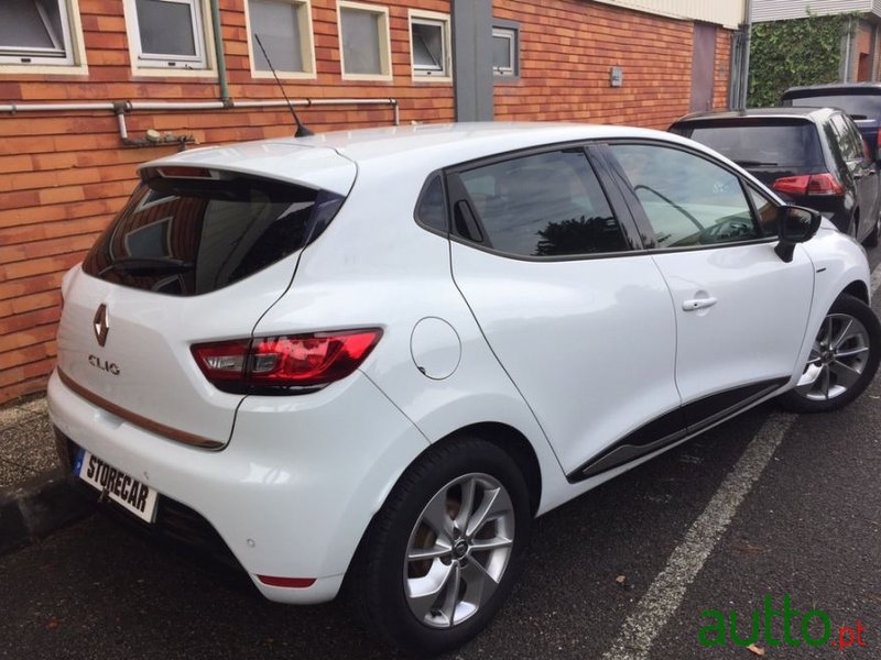 2017' Renault Clio photo #3