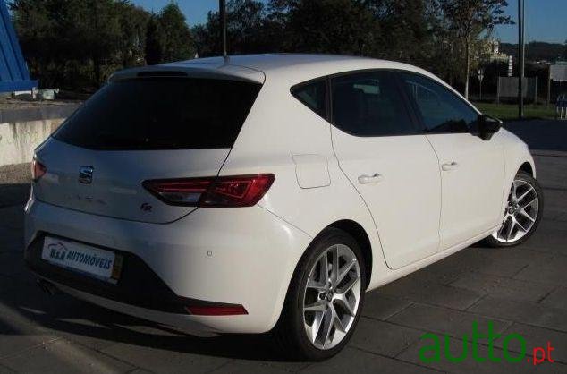 2015' SEAT Leon 2.0 Tdi Fr S/S photo #2