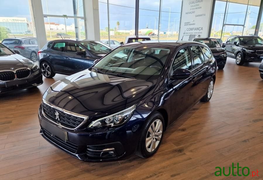 2019' Peugeot 308 Sw photo #1