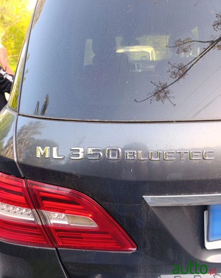 2014' Mercedes-Benz Classe M Bluetec photo #5