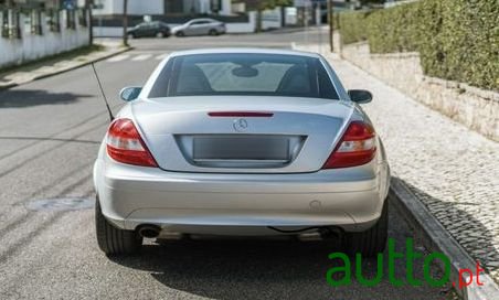 2004' Mercedes-Benz Classe Slk Kompressor photo #1