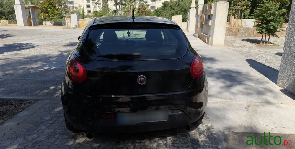 2011' Fiat Bravo photo #2