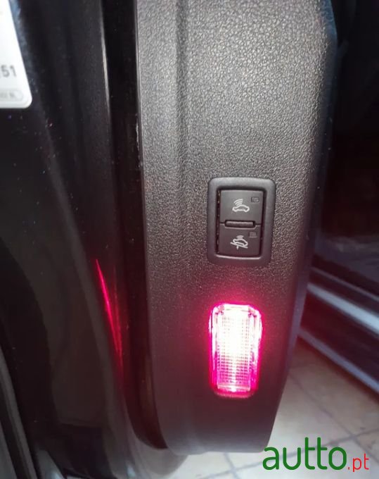 2011' Audi Q5 photo #5