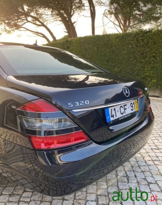 2006' Mercedes-Benz S-320 photo #6