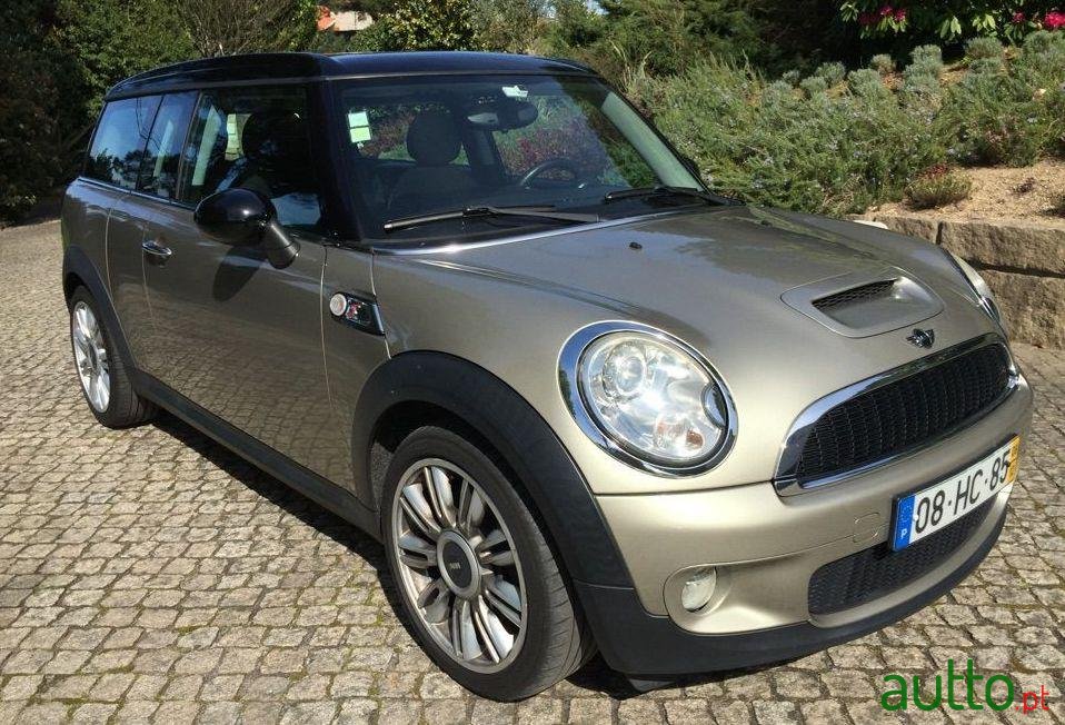 2008' MINI Clubman Cooper S photo #4