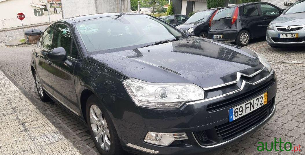 2008' Citroen C5 photo #1