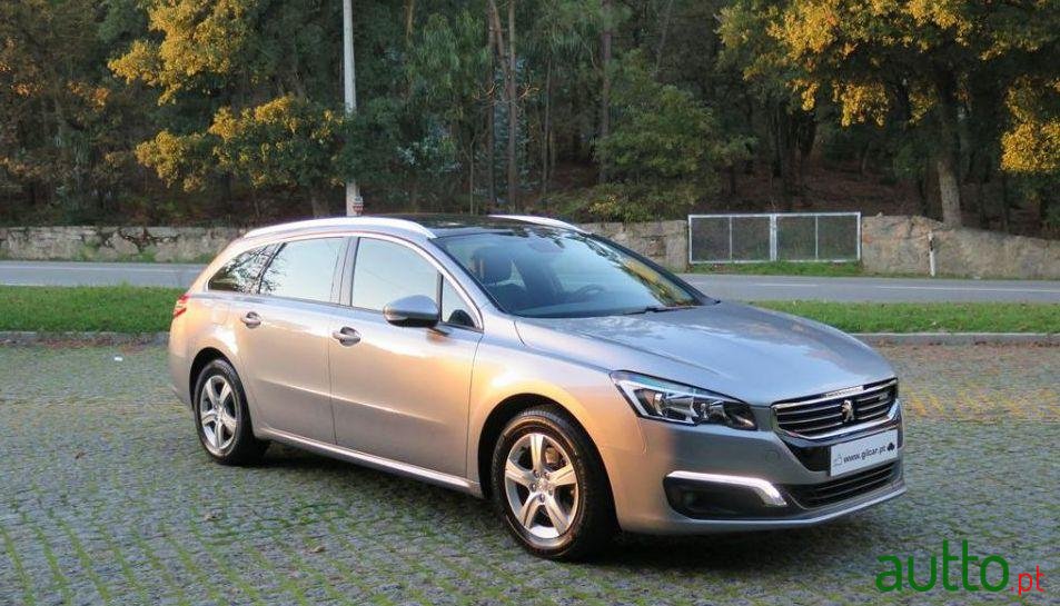 2015' Peugeot 508 Sw photo #2