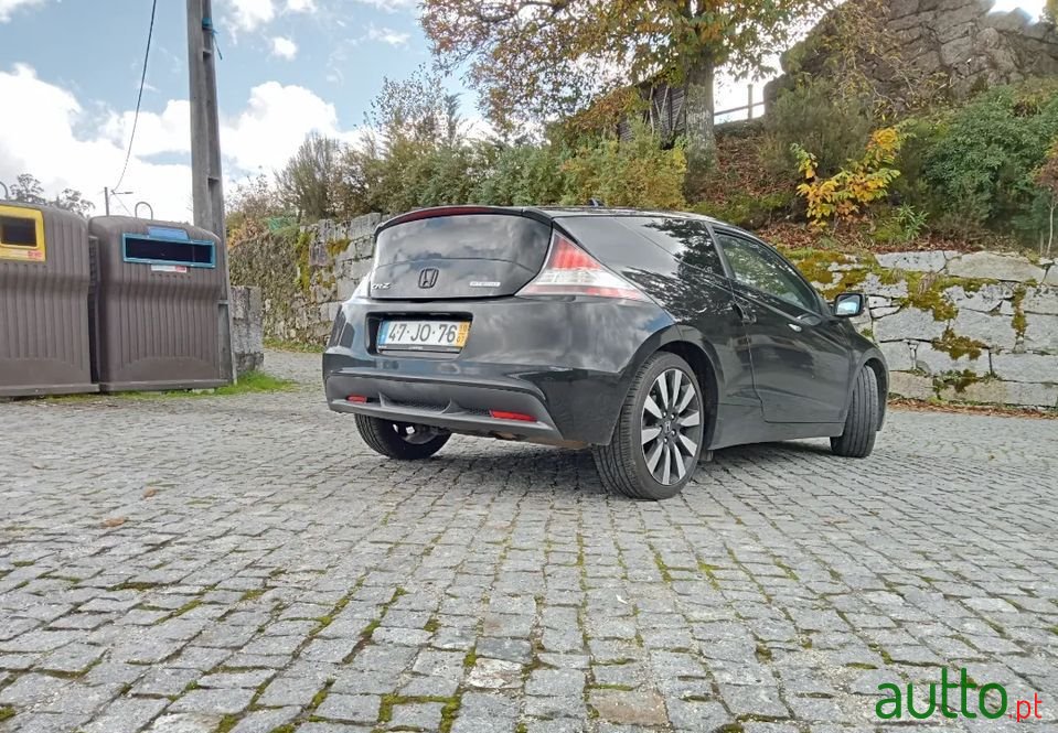 2010' Honda CR-Z photo #3