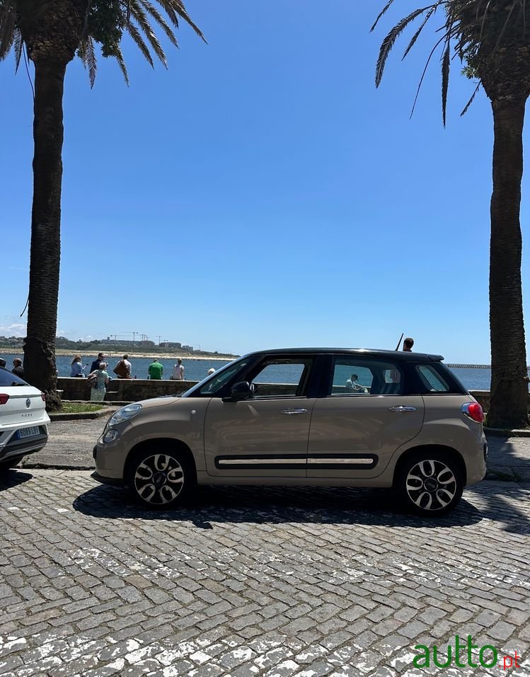 2013' Fiat 500L 1.3 Mj Opening Edition photo #4