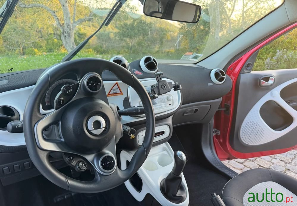2015' Smart Forfour 1.0 Passion 71 photo #6