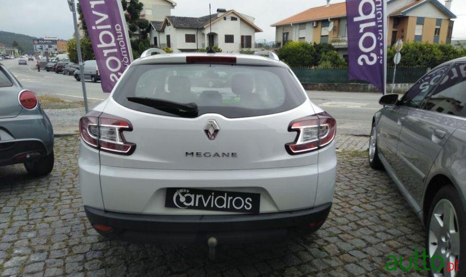 2011' Renault Megane Carrinha photo #1