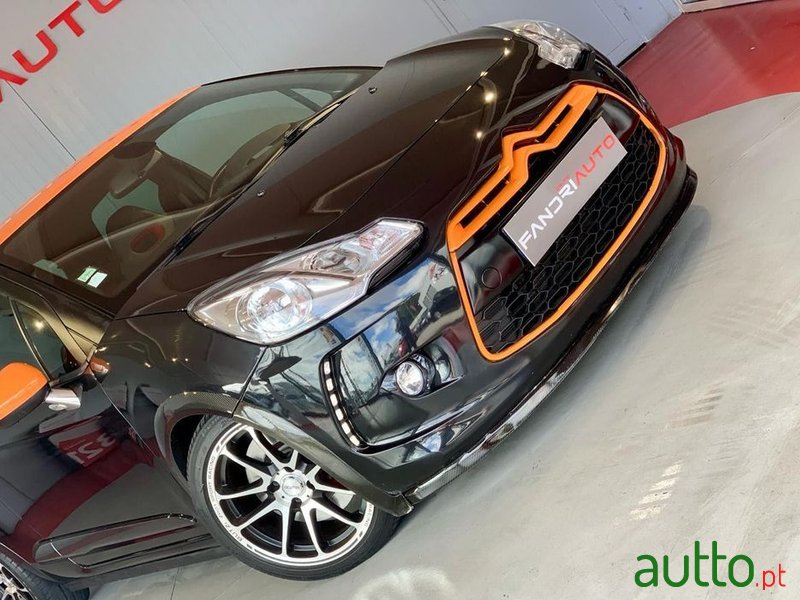 2012' Citroen DS3 1.6 Thp Racing photo #3