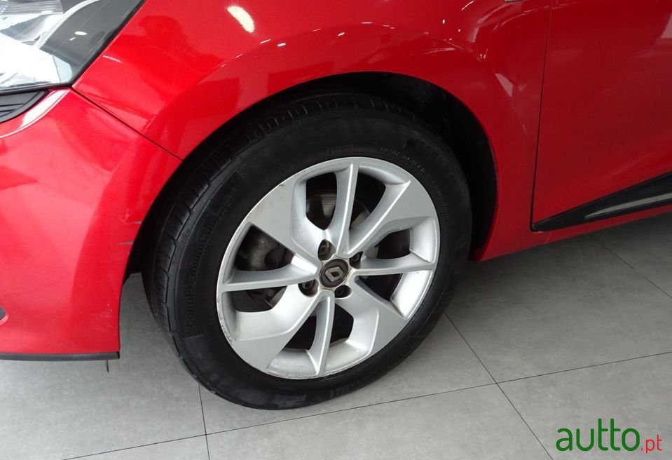 2017' Renault Clio photo #3