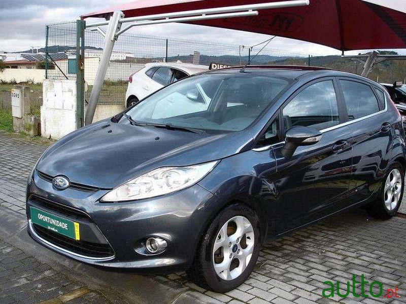 2009' Ford Fiesta 1.4 Tdci Ghia Durashift photo #1