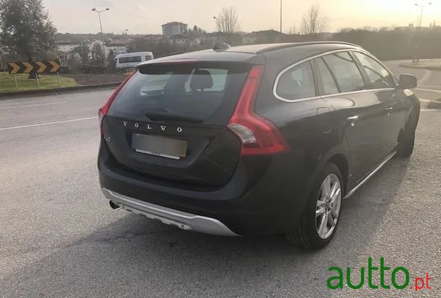 2012' Volvo V60 photo #4