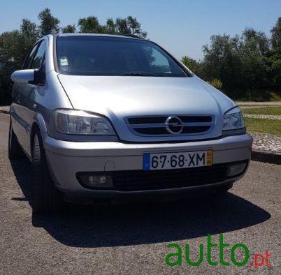 2004' Opel Zafira 2.0 Dti Life photo #3
