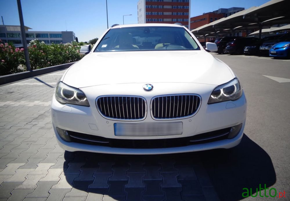 2011' BMW Série 5 photo #4