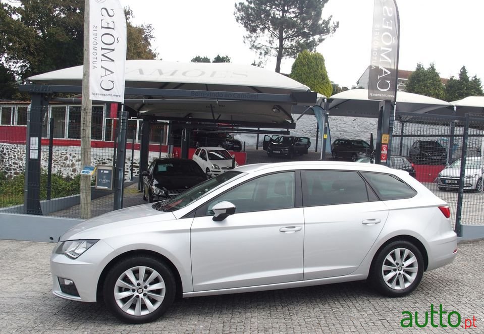 2017' SEAT Leon St photo #5