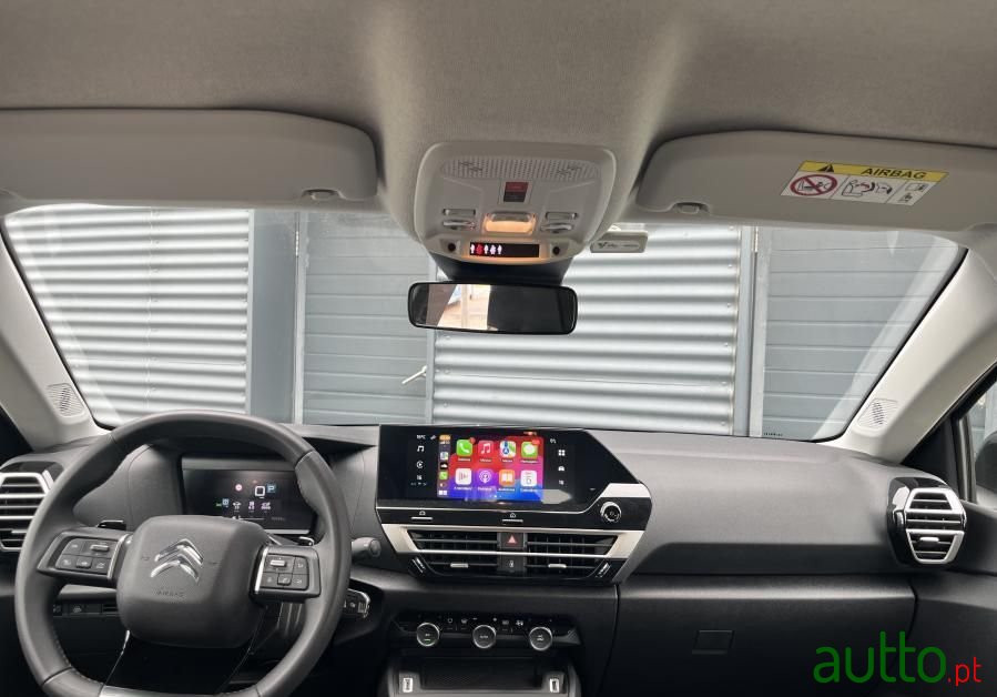 2024' Citroen C4 photo #3