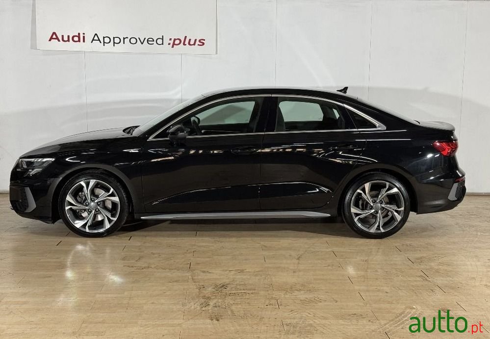 2021' Audi A3 35 Tfsi S Line S Tronic photo #3