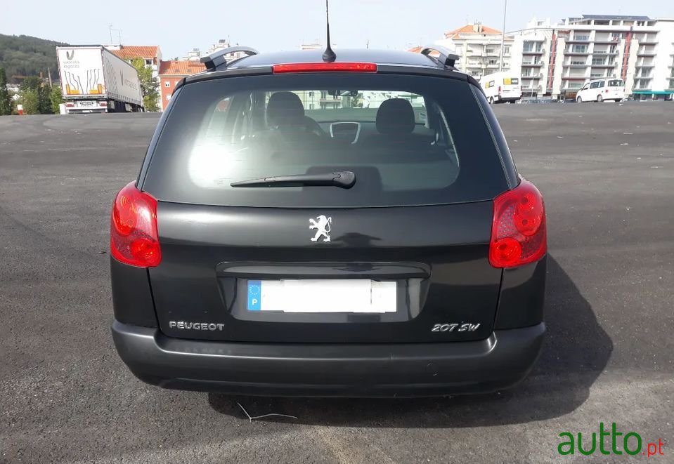 2010' Peugeot 207 Sw photo #5