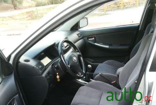 2002' Toyota Corolla photo #1