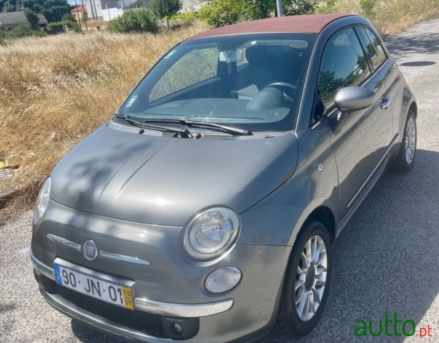 2010' Fiat 500C photo #1