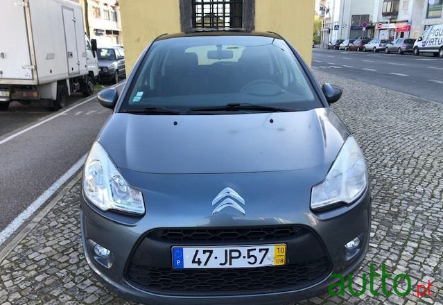2010' Citroen C3 photo #2