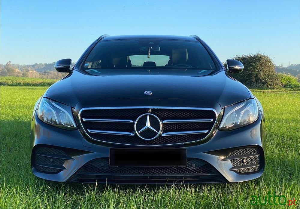 2020' Mercedes-Benz E 300 photo #1