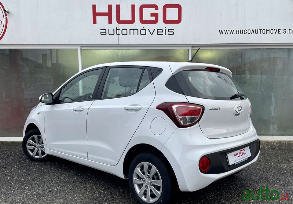 2018' Hyundai i10 photo #2