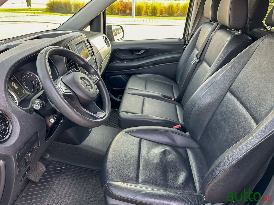 2021' Mercedes-Benz Vito photo #4