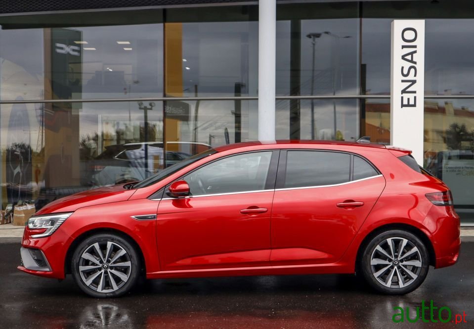 2021' Renault Megane photo #3