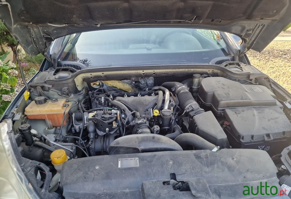 2005' Peugeot 407 2.0 Hdi Executive photo #6