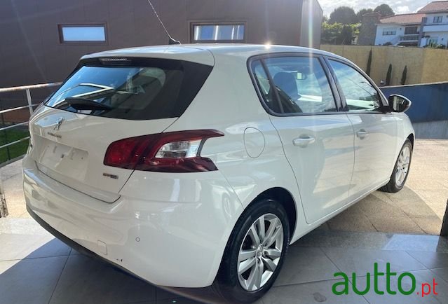 2016' Peugeot 308 photo #4