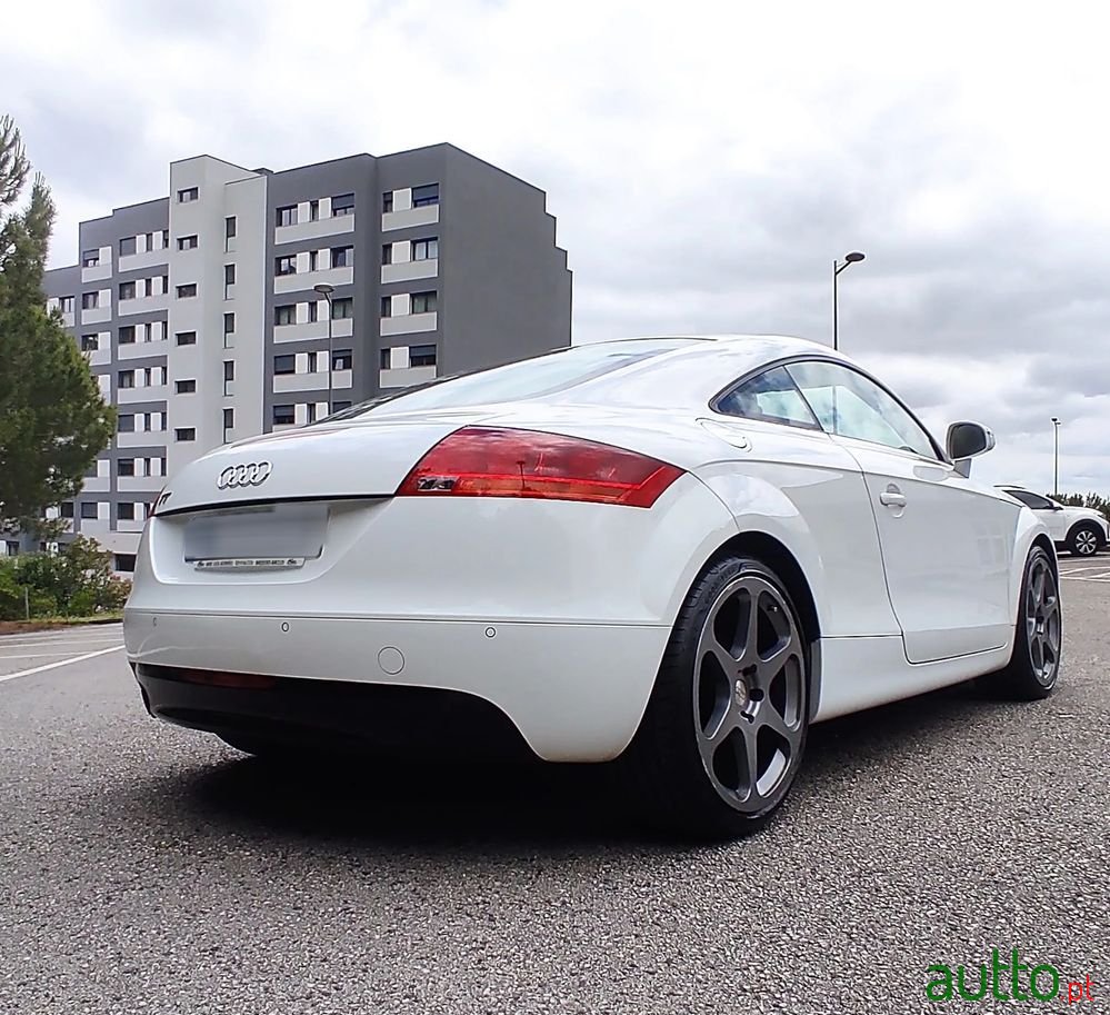2009' Audi TT Coupé photo #4