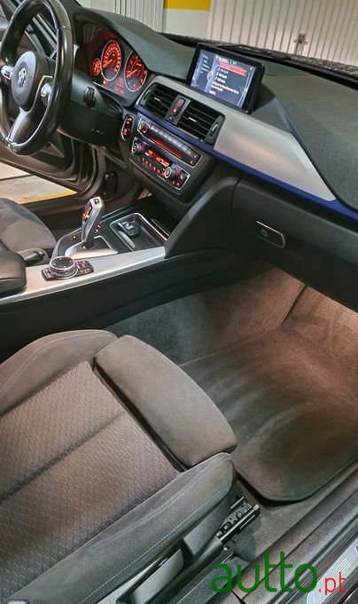 2014' BMW 320 photo #6